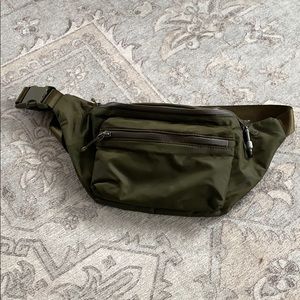 fanny pack athleta